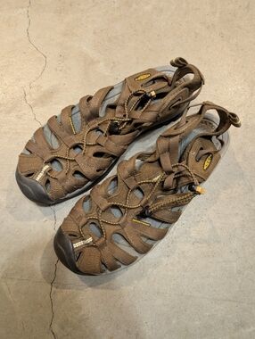 KEEN Whisper Sandals Women's 9 Brown Hiking Water Shoes
